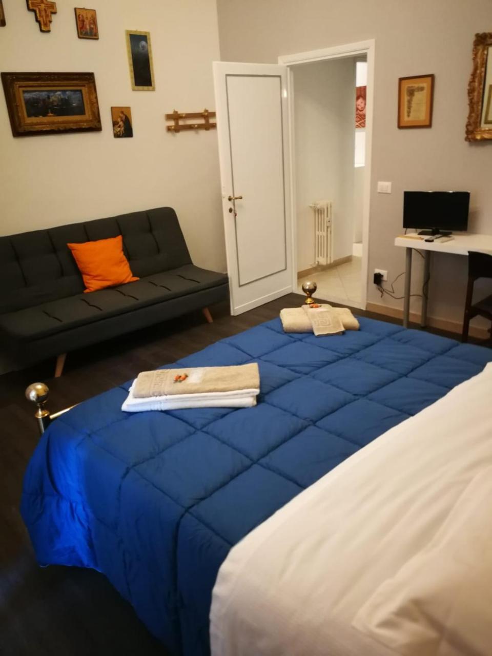 B&B Barbera Firenze Bagian luar foto