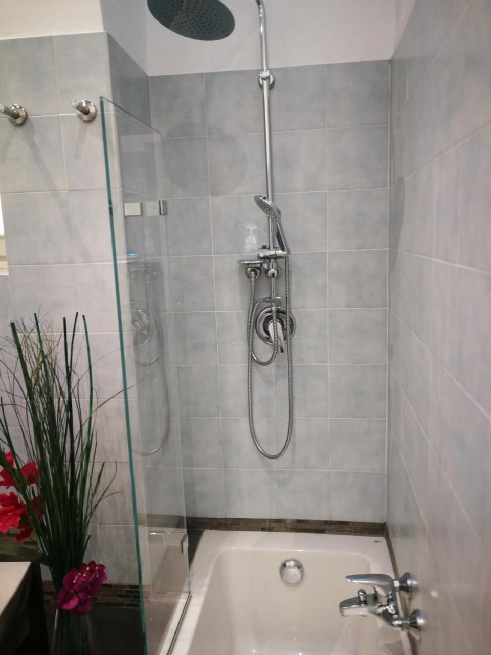 B&B Barbera Firenze Bagian luar foto